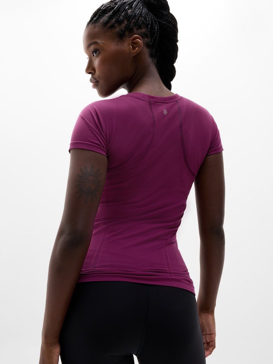 Momentum Seamless Tee