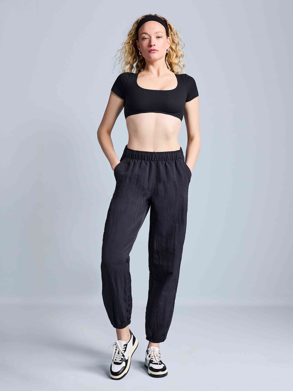 BodyMove Square Neck Crop Tee