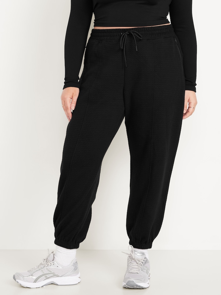 High-Waisted Dynamic Fleece Textured Sweatpants