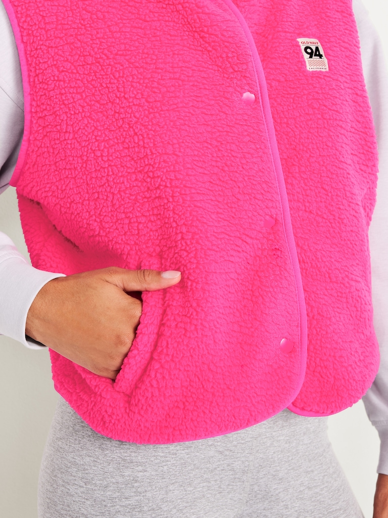 Loose Snap-Front Sherpa Vest