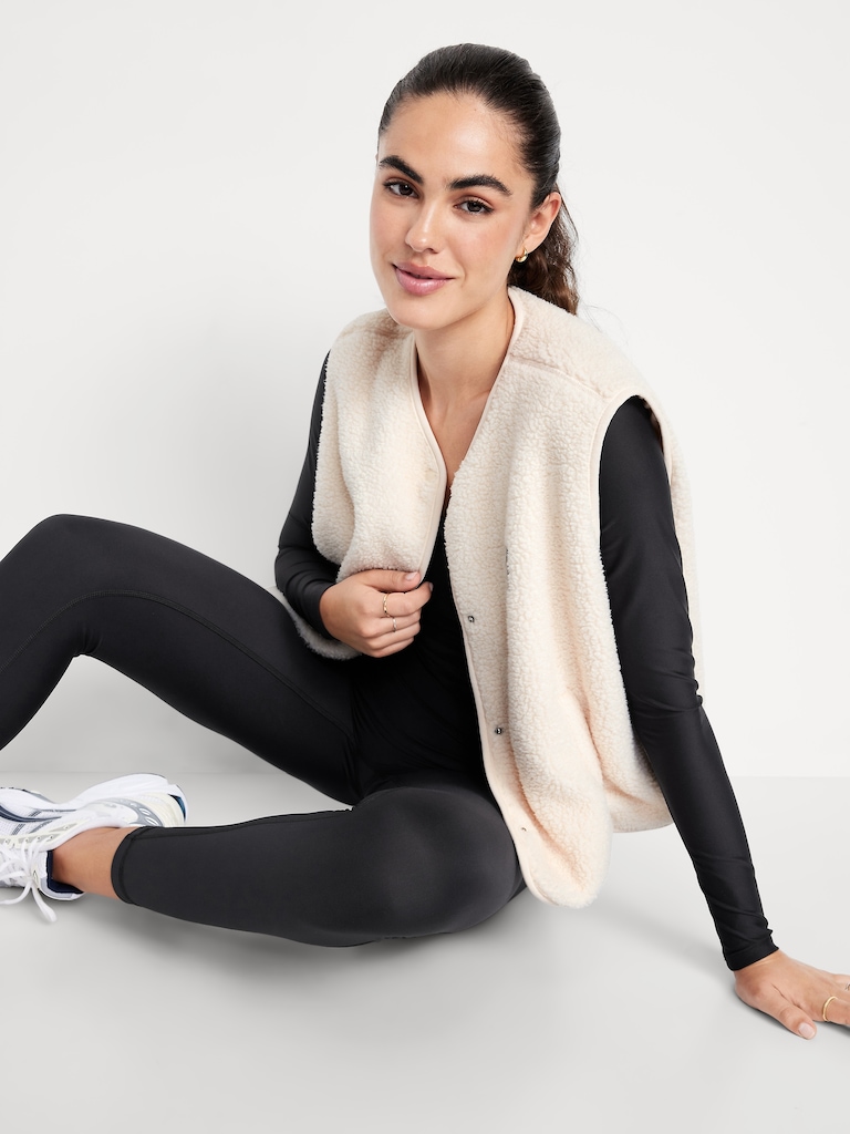 Loose Snap-Front Sherpa Vest