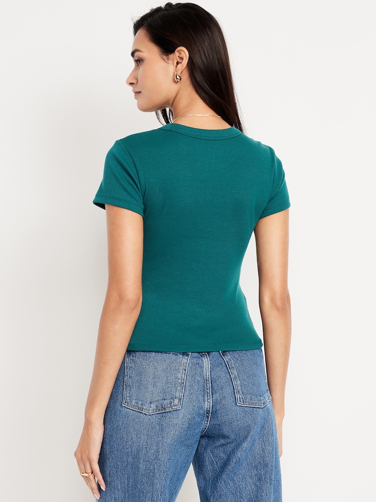 Snug Logo-Graphic T-Shirt