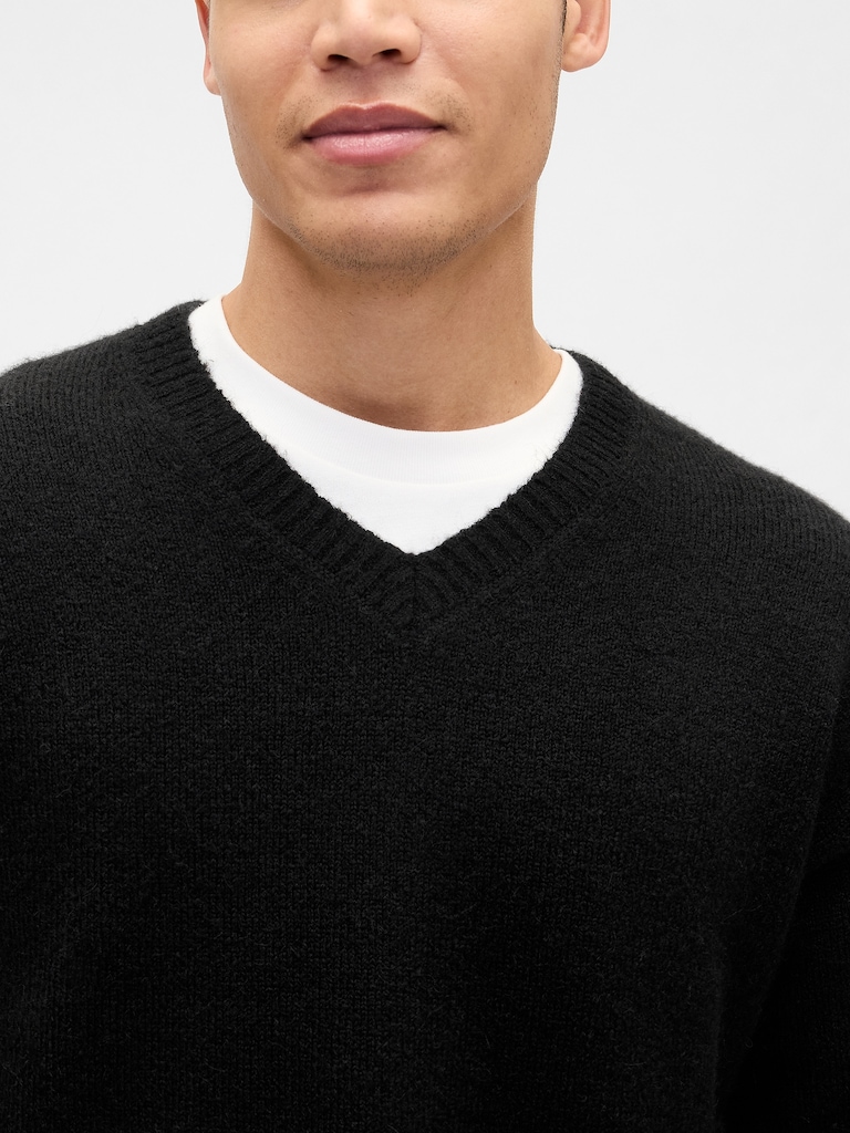 Relaxed V-Neck Crop Sweater