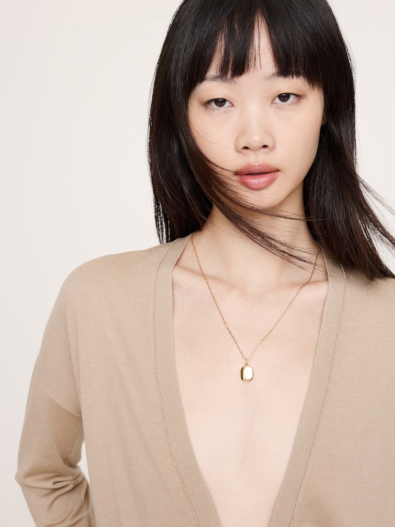 Minimalist Pendant Necklace