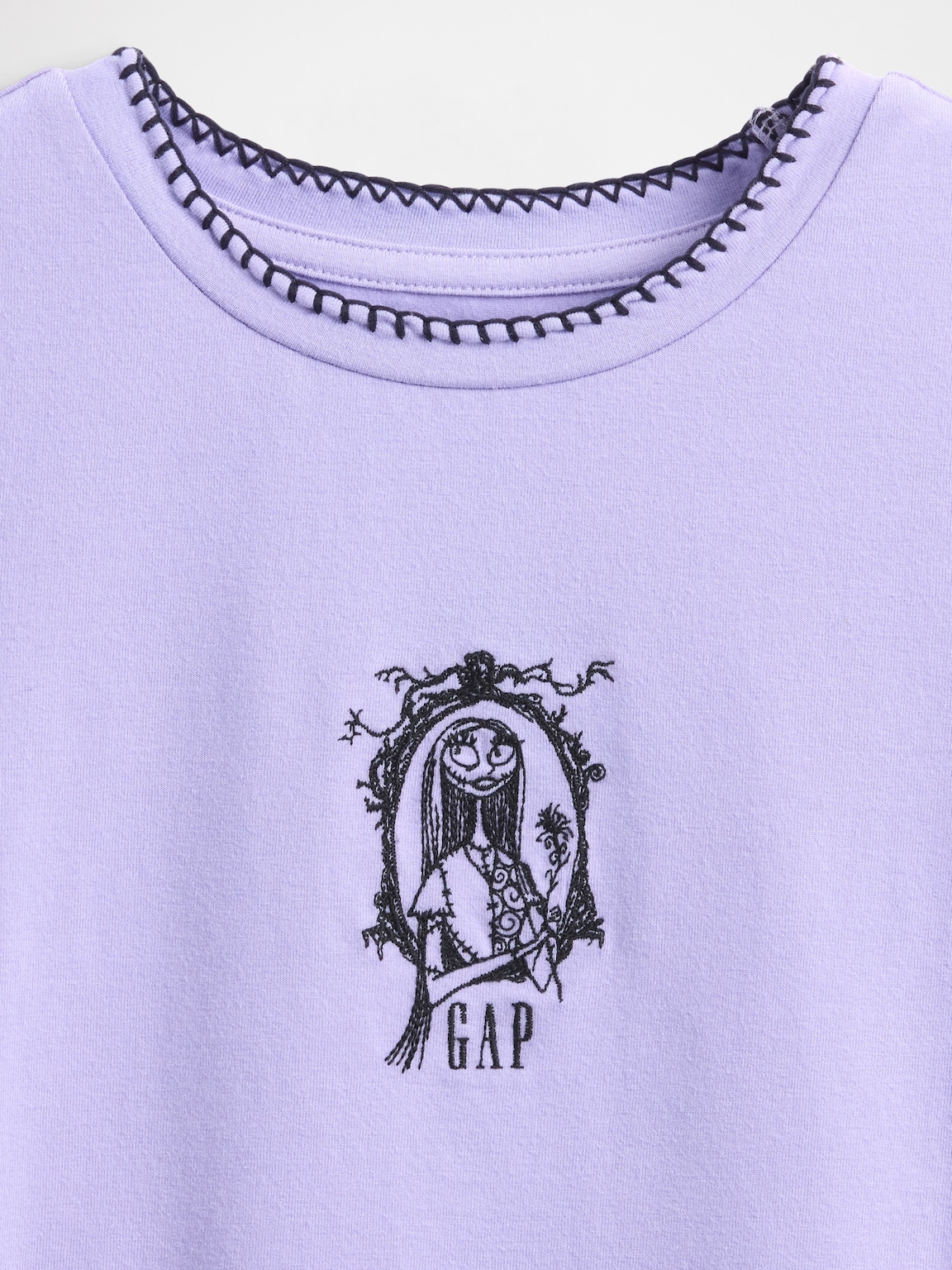 Gap × Disney Tim Burton’s The Nightmare Before Christmas Kids Shrunken Graphic T-Shirt