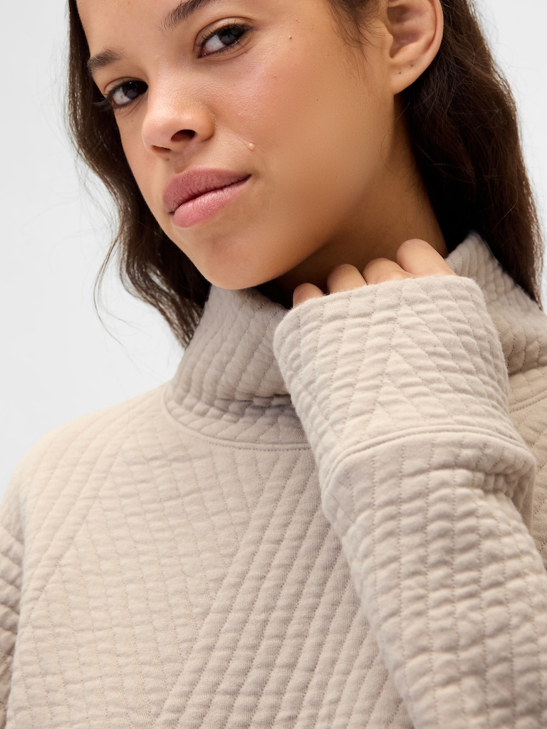 GapFit Quilted Jacquard Knit Funnel-Neck Pullover