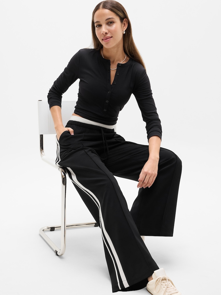 Signature Rib Long Sleeve Henley Top