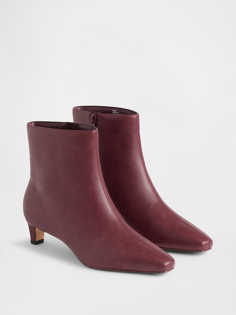 Kitten Heel Pointy Boots
