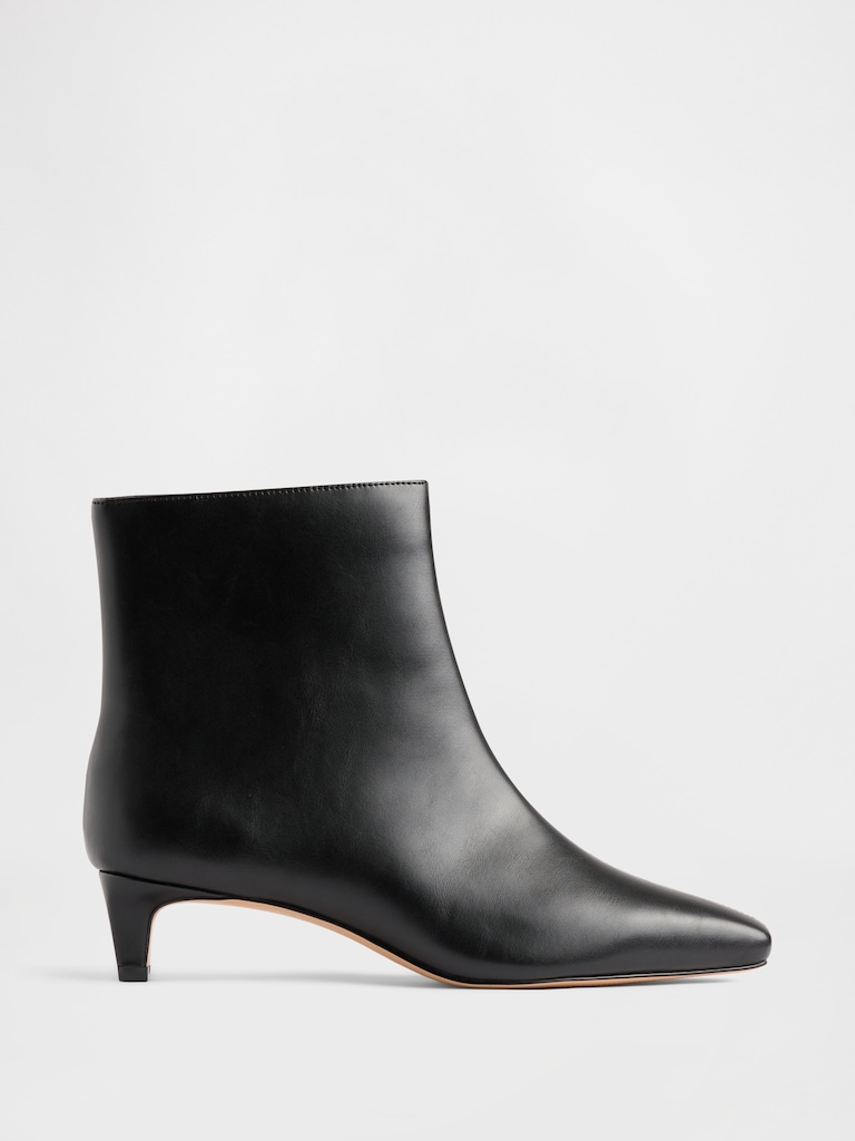 Kitten Heel Pointy Boots