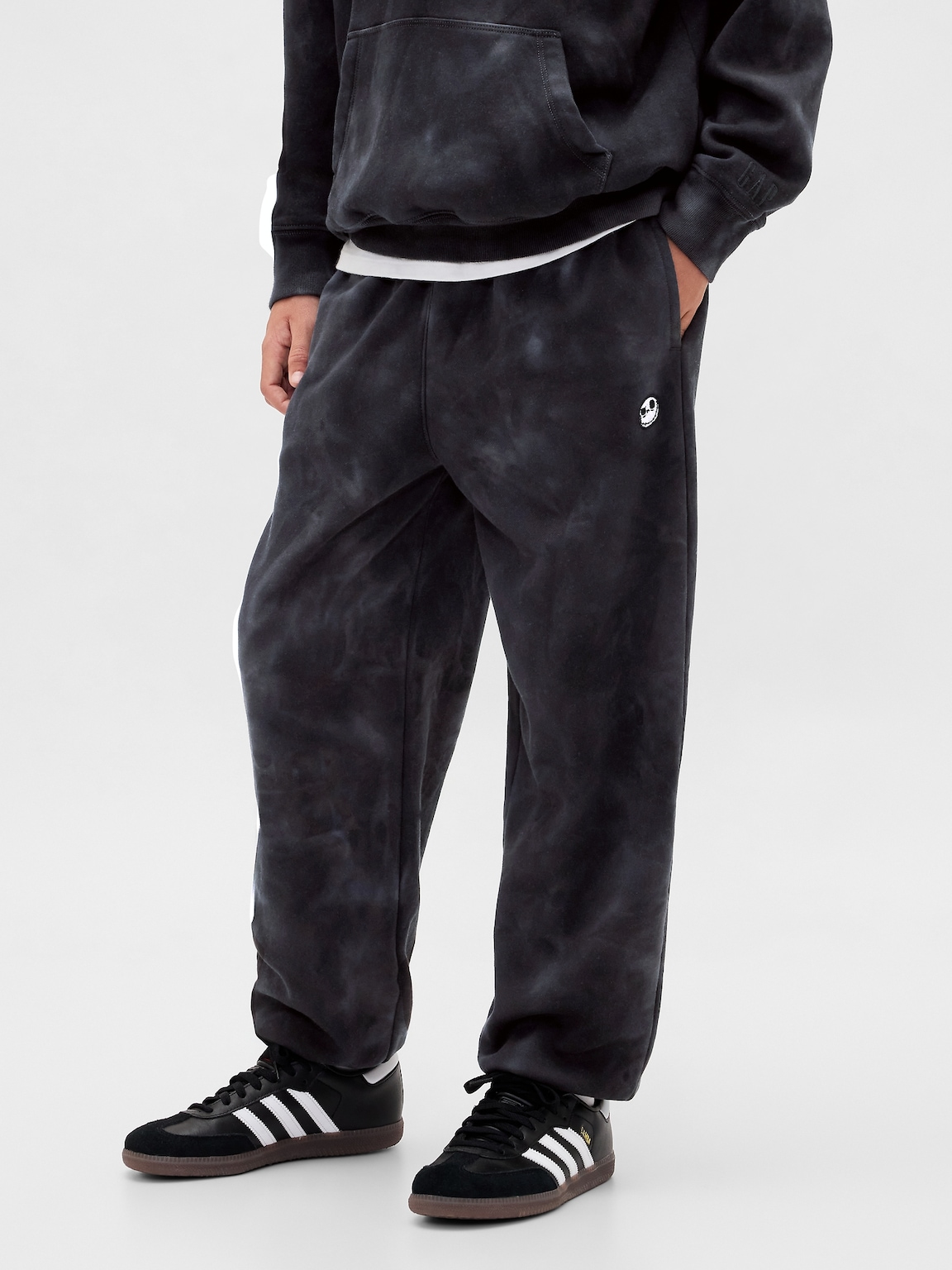 Gap × Disney Tim Burton’s The Nightmare Before Christmas Kids VintageSoft Skull Baggy Joggers