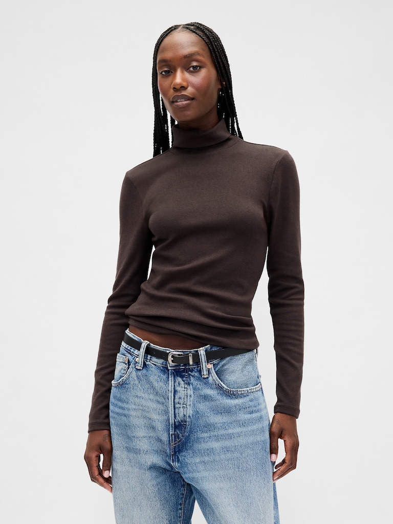Modern Rib Turtleneck