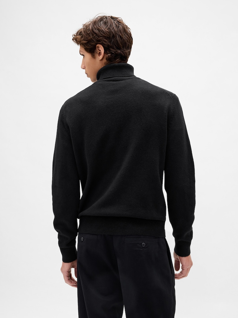 CashSoft Turtleneck Sweater