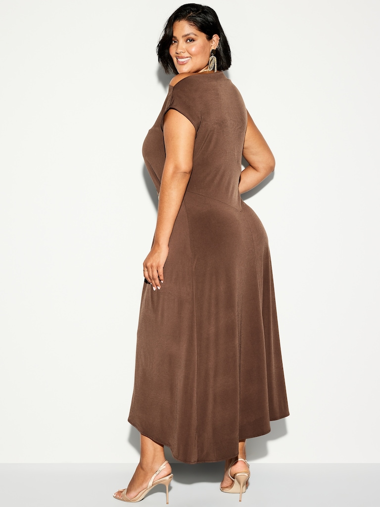 The Occasion by Old Navy Twist-Front Jersey Midi Dress