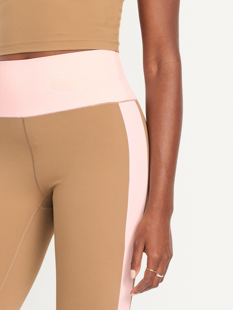 Extra High-Waisted StudioSmooth 7/8 Leggings