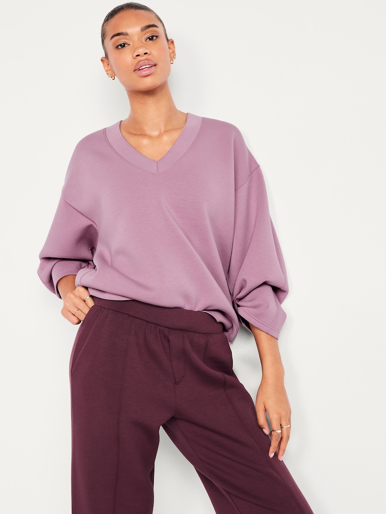 Bounce Fleece V-Neck Cocoon Sweatshirt