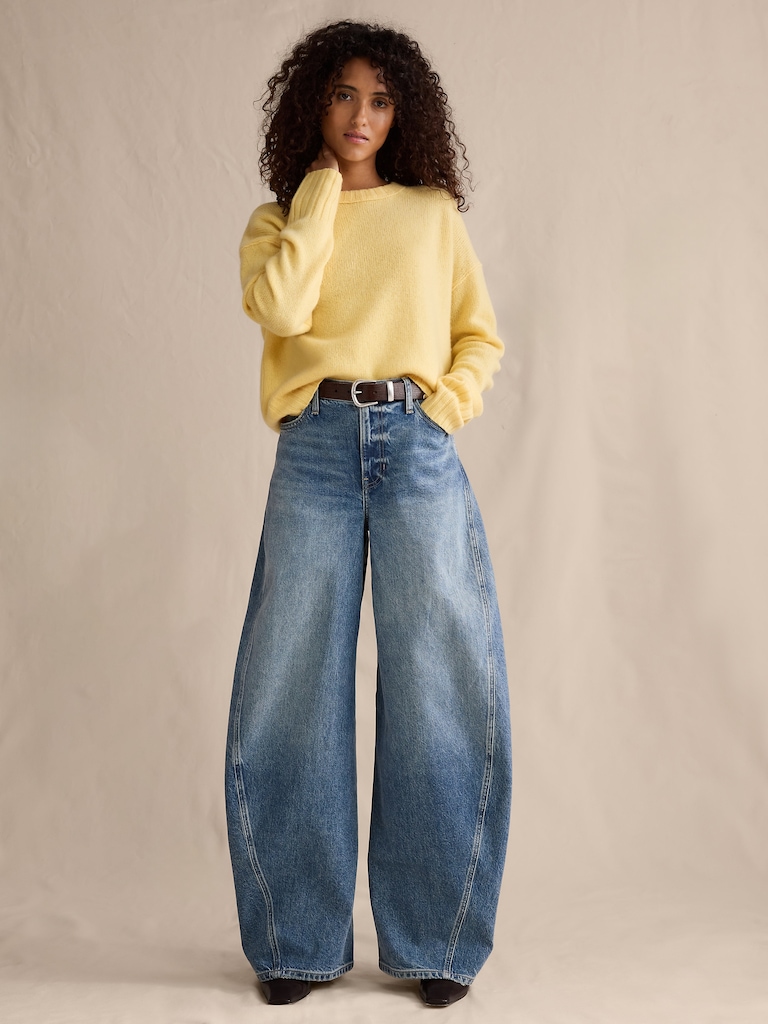 High-Rise Loose Twisted Barrel Jean