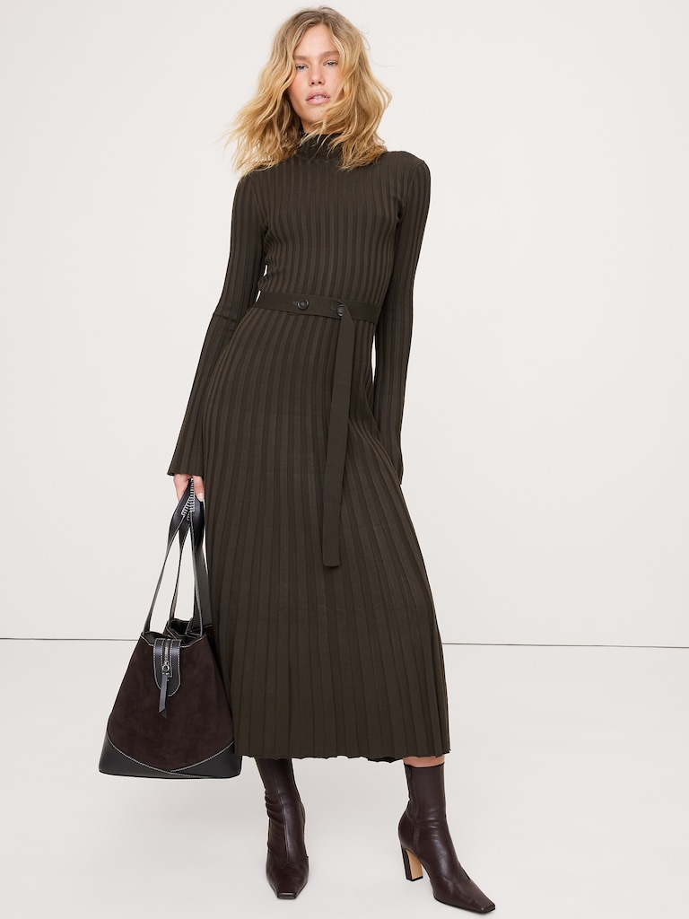 Sculpted Ribbed Sweater Maxi Dress