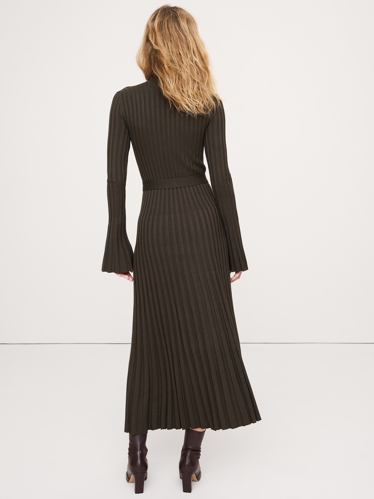 Sculpted Ribbed Sweater Maxi Dress