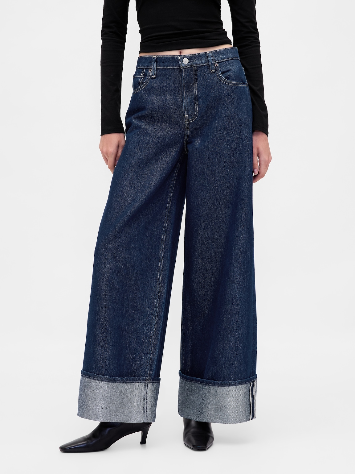 Mid Rise Metallic Cuffed Baggy Jeans