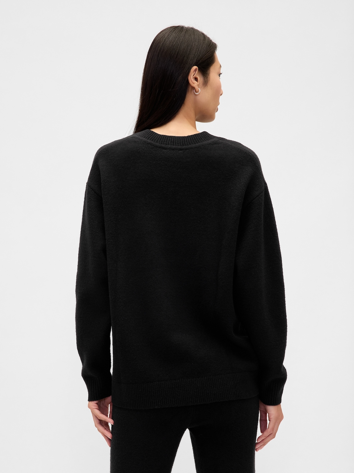CashSoft Oversized V-Neck Sweater