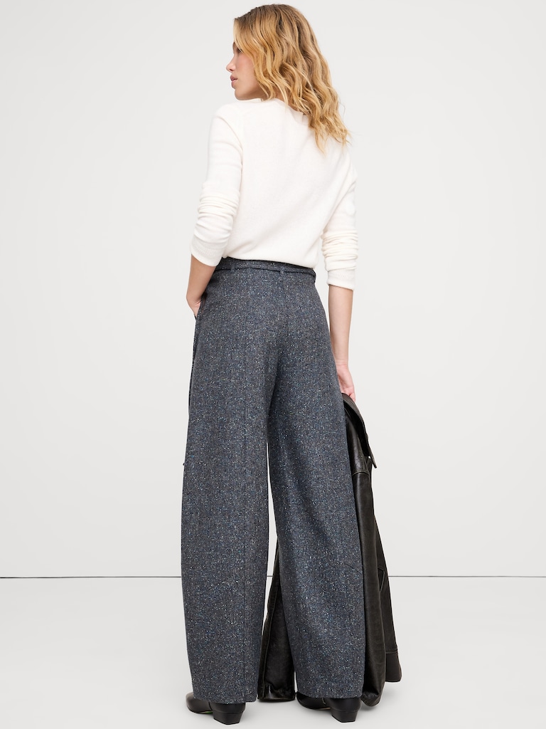 Ultra-High Rise Relaxed Barrel Donegal Pant
