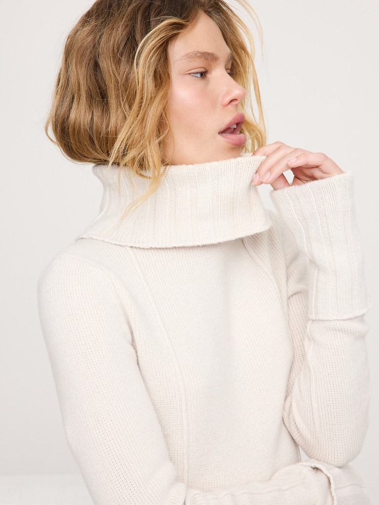 Merino-Cotton Turtleneck Sweater