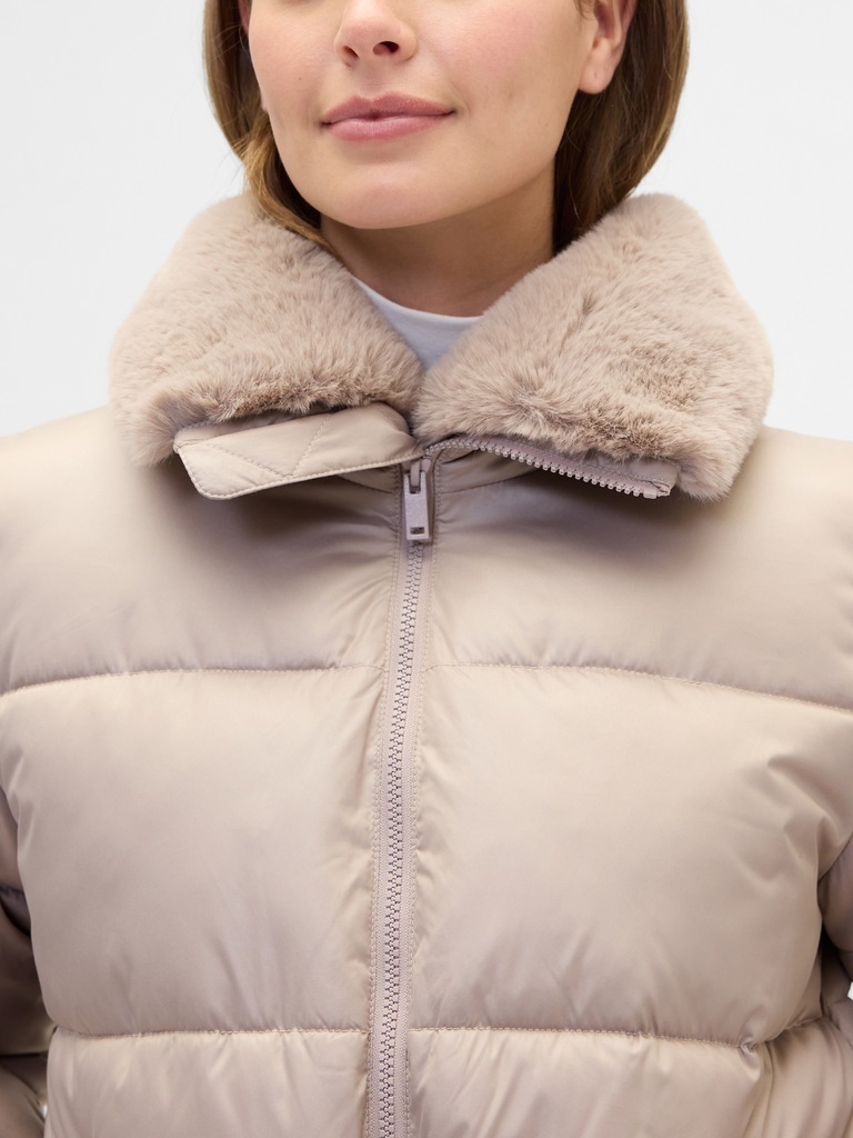 100% Recycled Relaxed Short Puffer Jacket