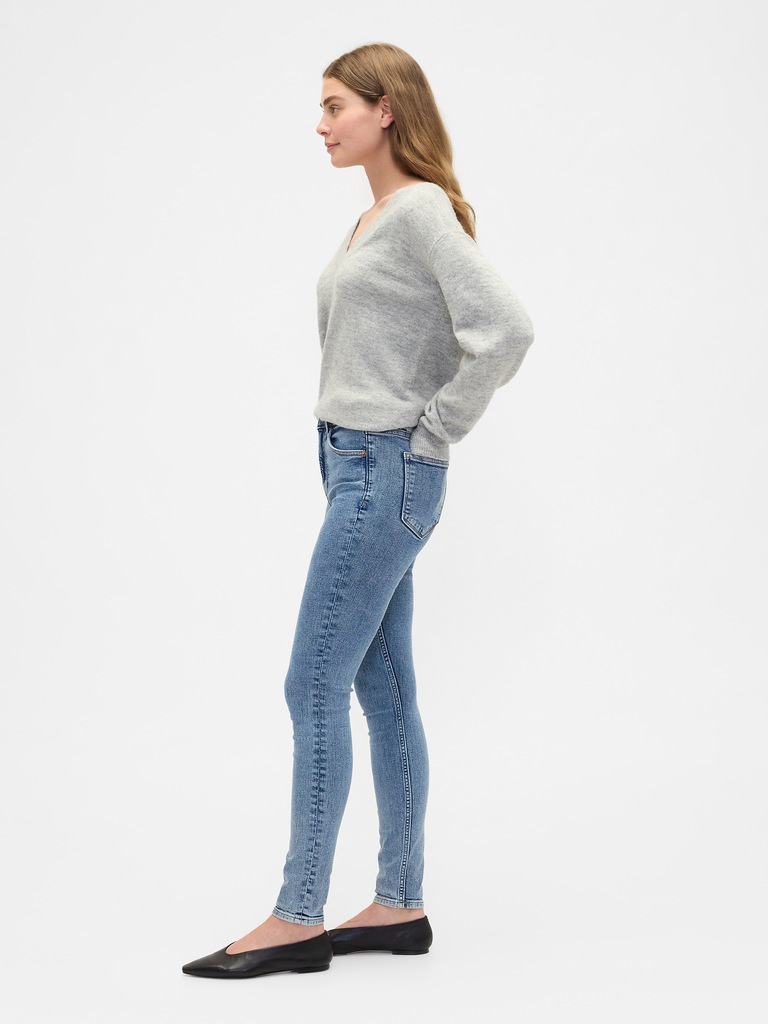 High Rise Universal Skinny Jeans
