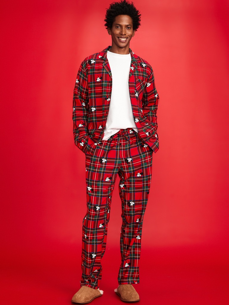 Old Navy x Disney Mickey Mouse & Friends Printed Flannel Pajama Set for Men