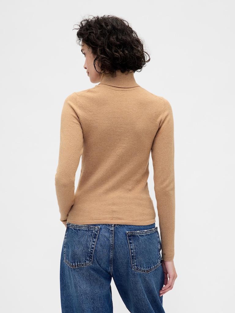 CashSoft Stretch Turtleneck Sweater