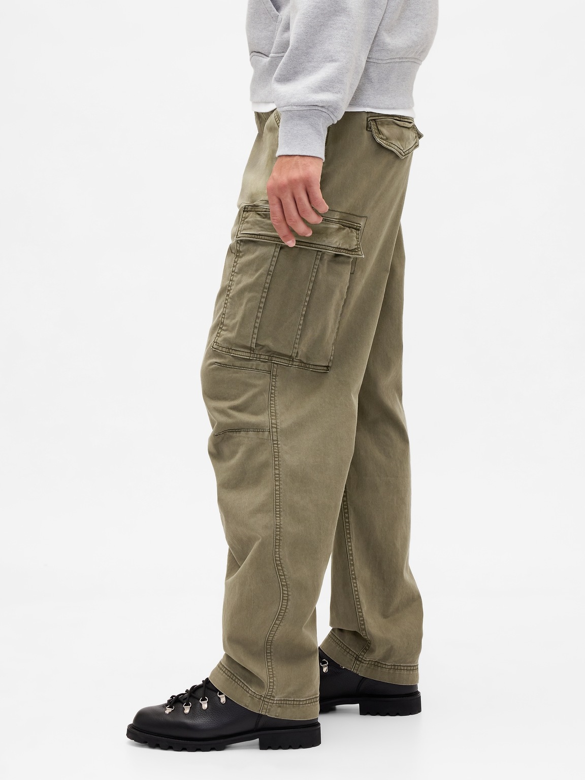 Relaxed Cargo Pants