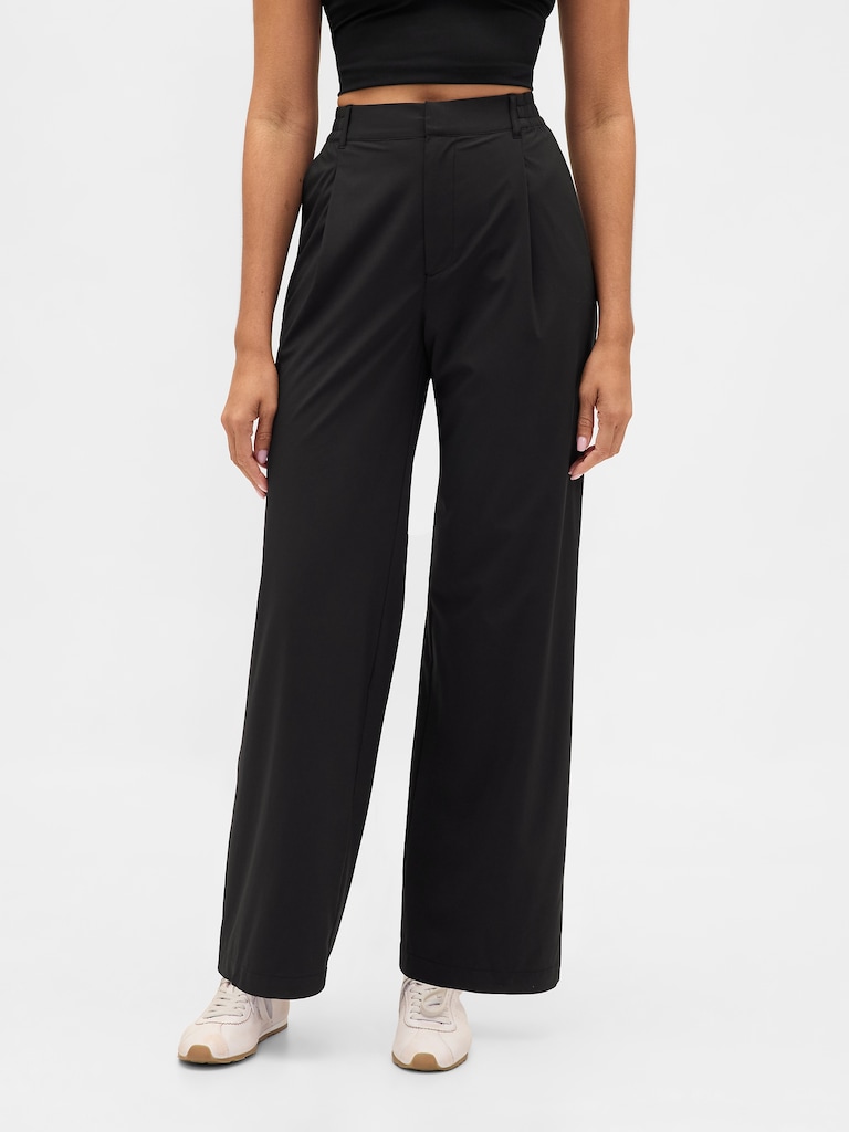 GapFit High Rise Runaround Relaxed Trouser