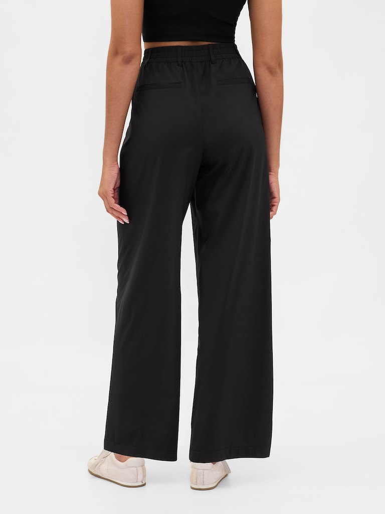 GapFit High Rise Runaround Relaxed Trouser