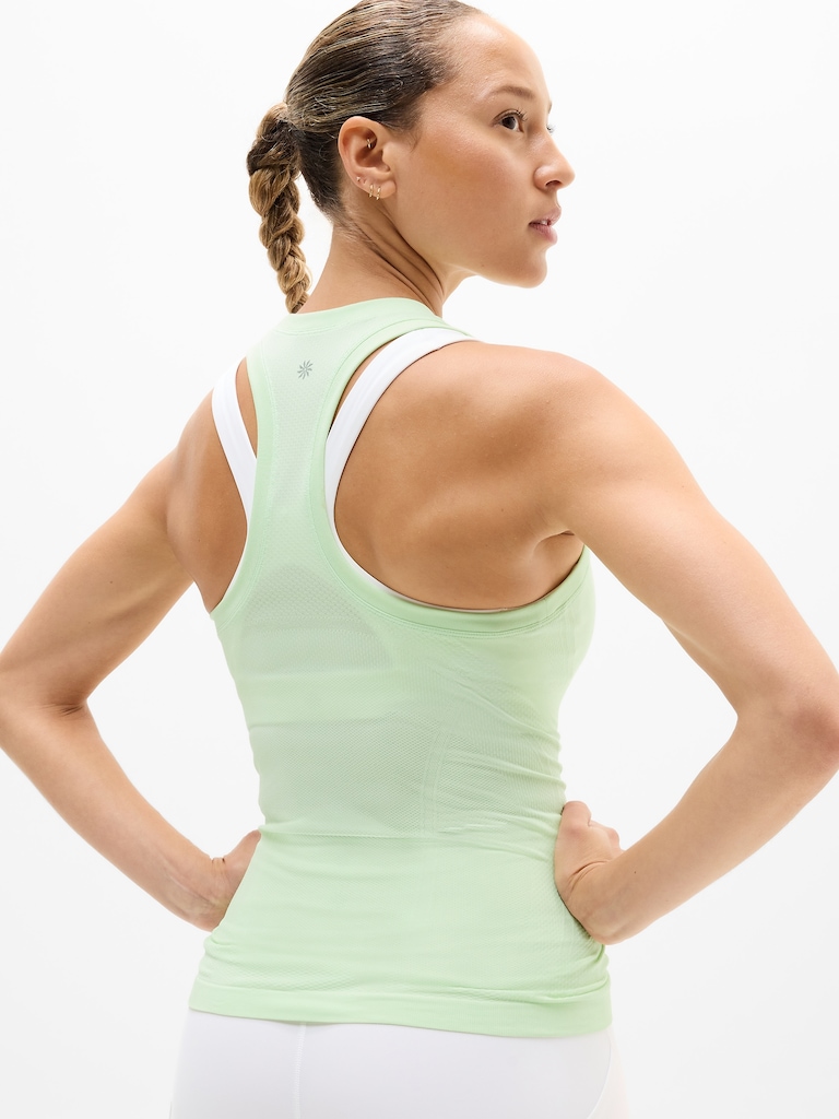 Momentum Seamless Tank