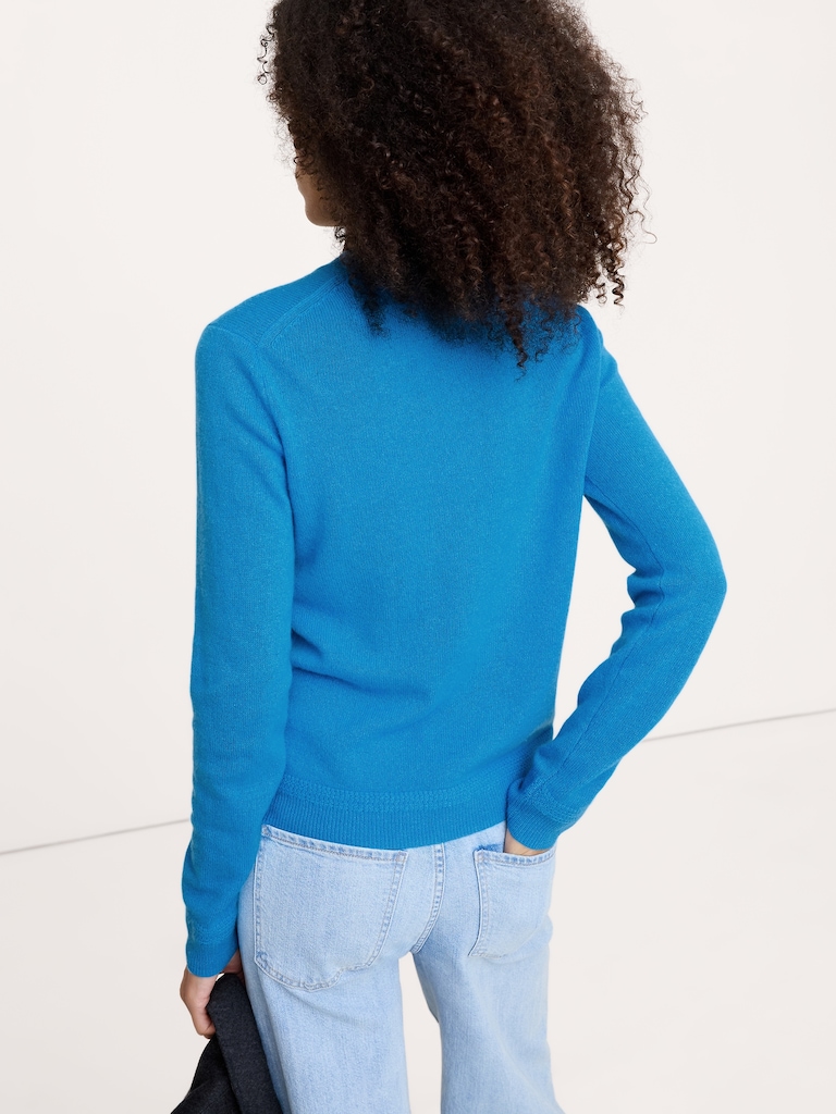 Lightweight Cashmere Crew-Neck Sweater
