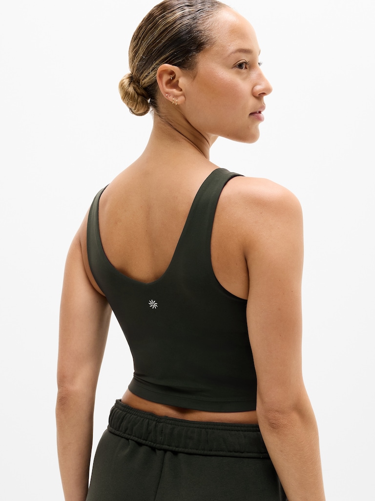 Transcend V-Neck Crop Sports Bra D-DD