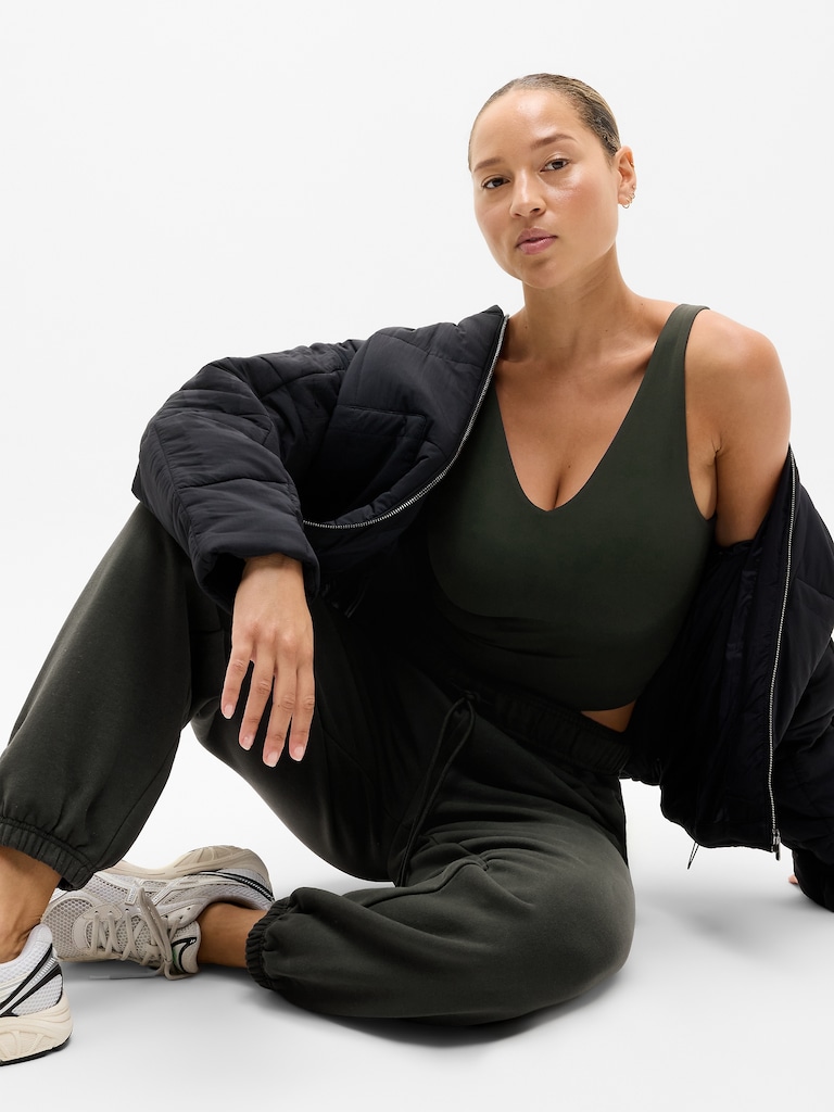 Transcend V-Neck Crop Sports Bra D-DD
