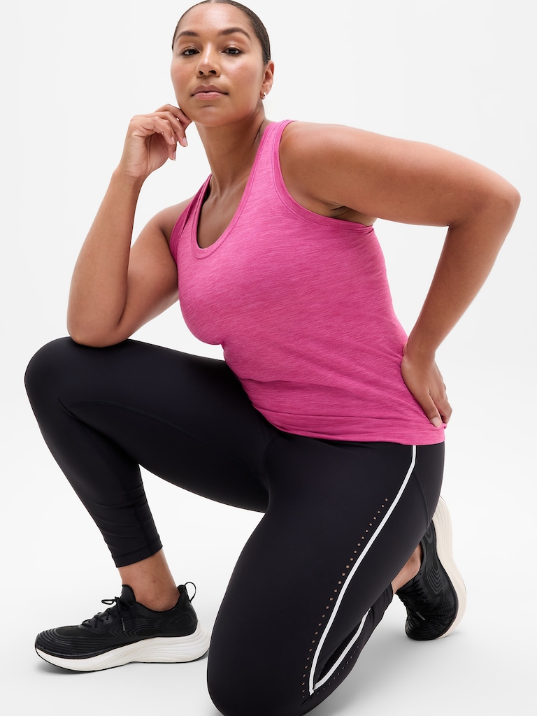 Momentum Seamless Tank