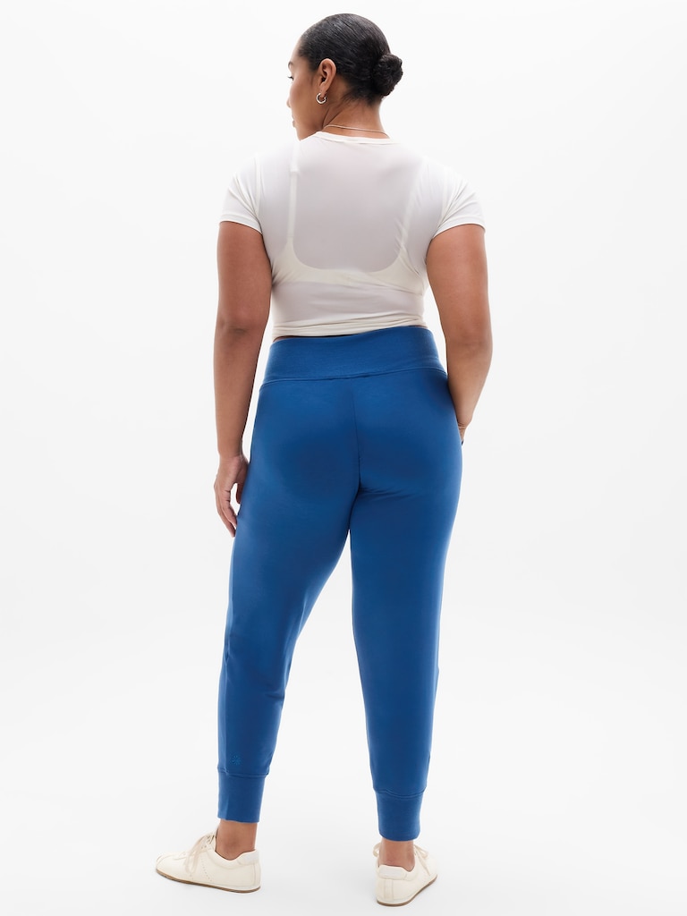 Coaster Luxe High Rise Jogger