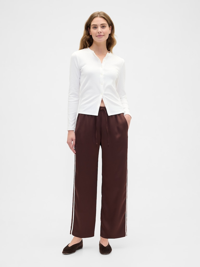 Relaxed Satin Straight-Leg Crop Pants