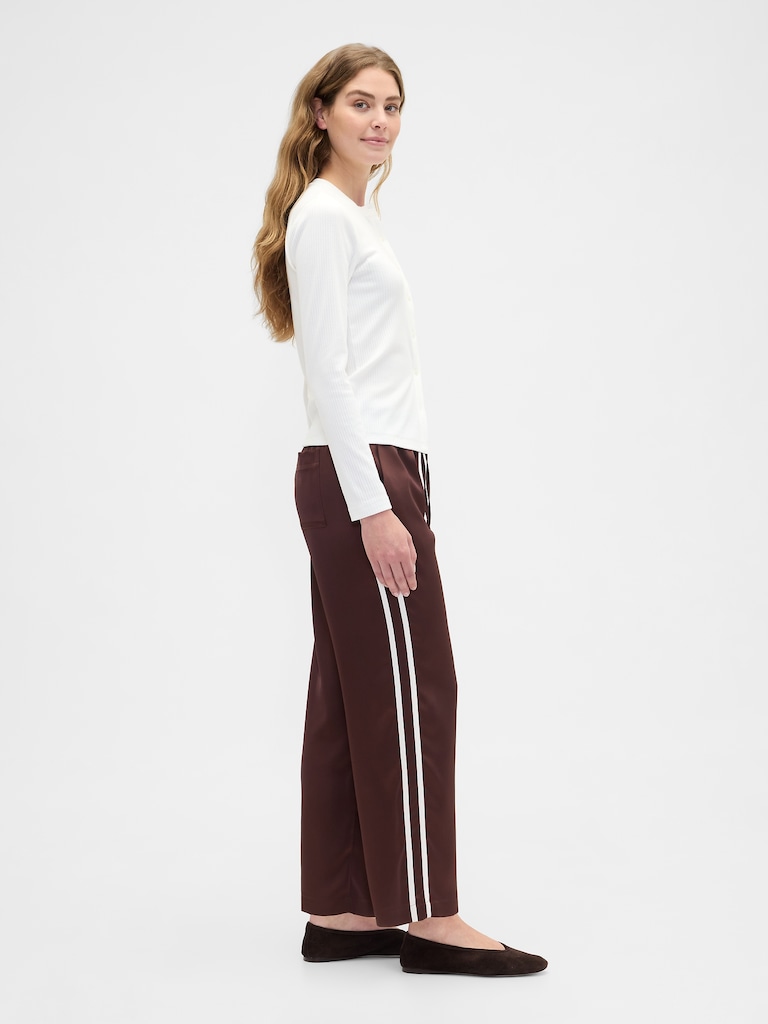 Relaxed Satin Straight-Leg Crop Pants