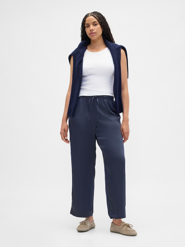Relaxed Satin Straight-Leg Crop Pants