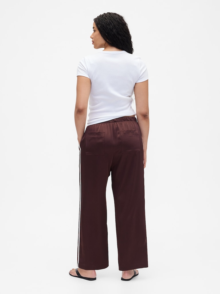 Relaxed Satin Straight-Leg Crop Pants