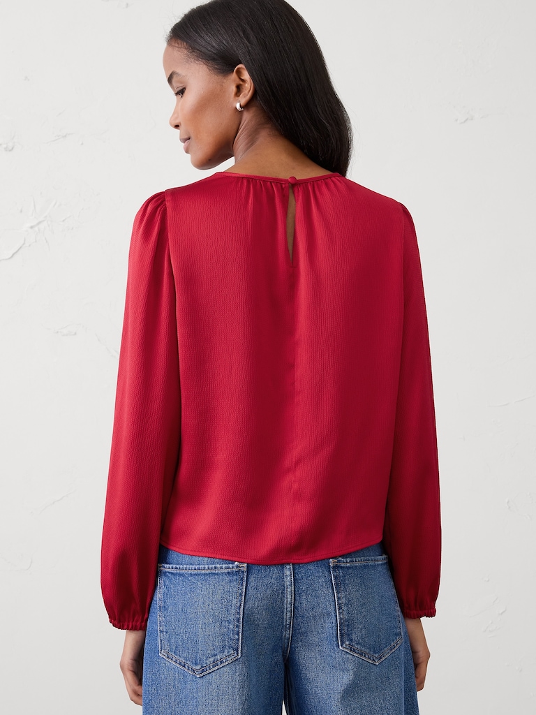 Volume-Sleeve Top
