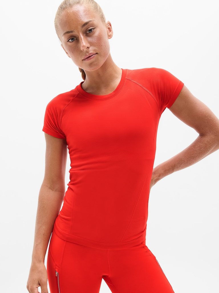 Momentum Seamless Tee