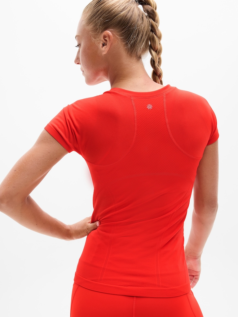 Momentum Seamless Tee