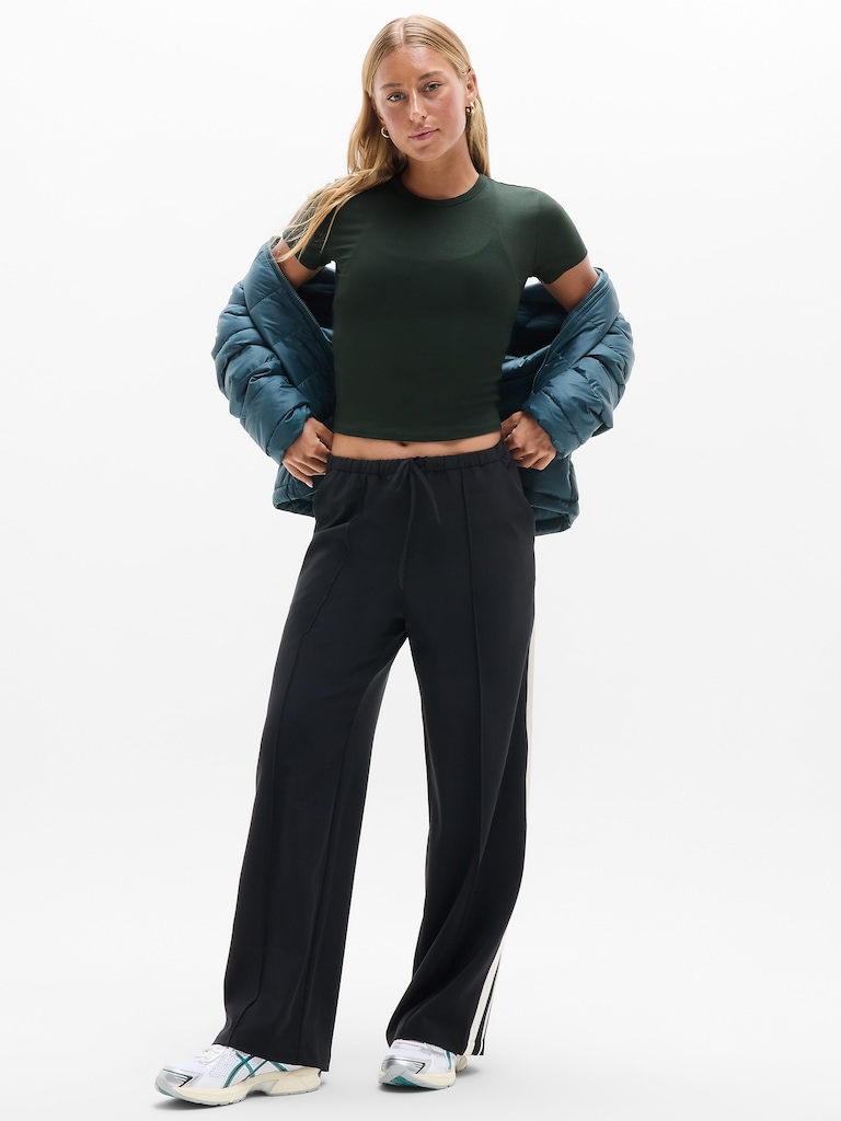 Signature Rib Crop Tee
