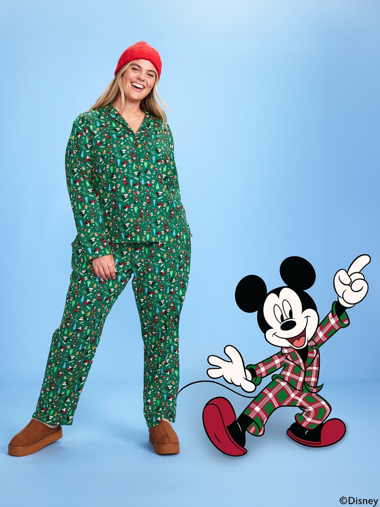 Old Navy x Disney Mickey Mouse & Friends Printed Flannel Pajama Set for Women