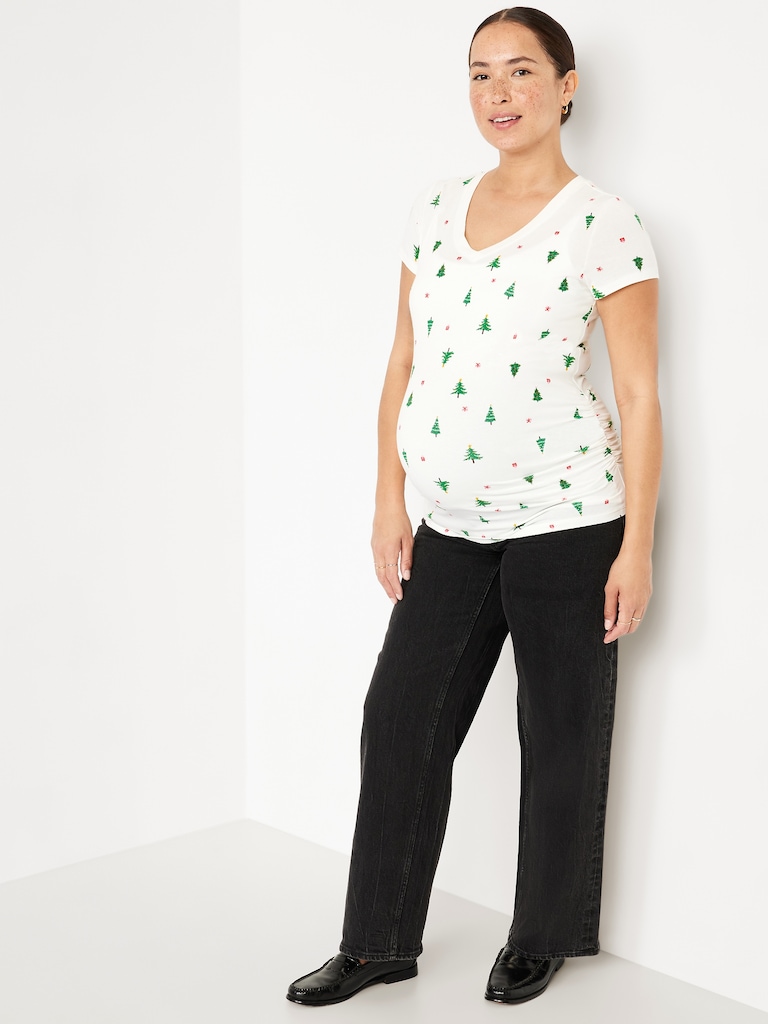 Maternity EveryWear V-Neck T-Shirt