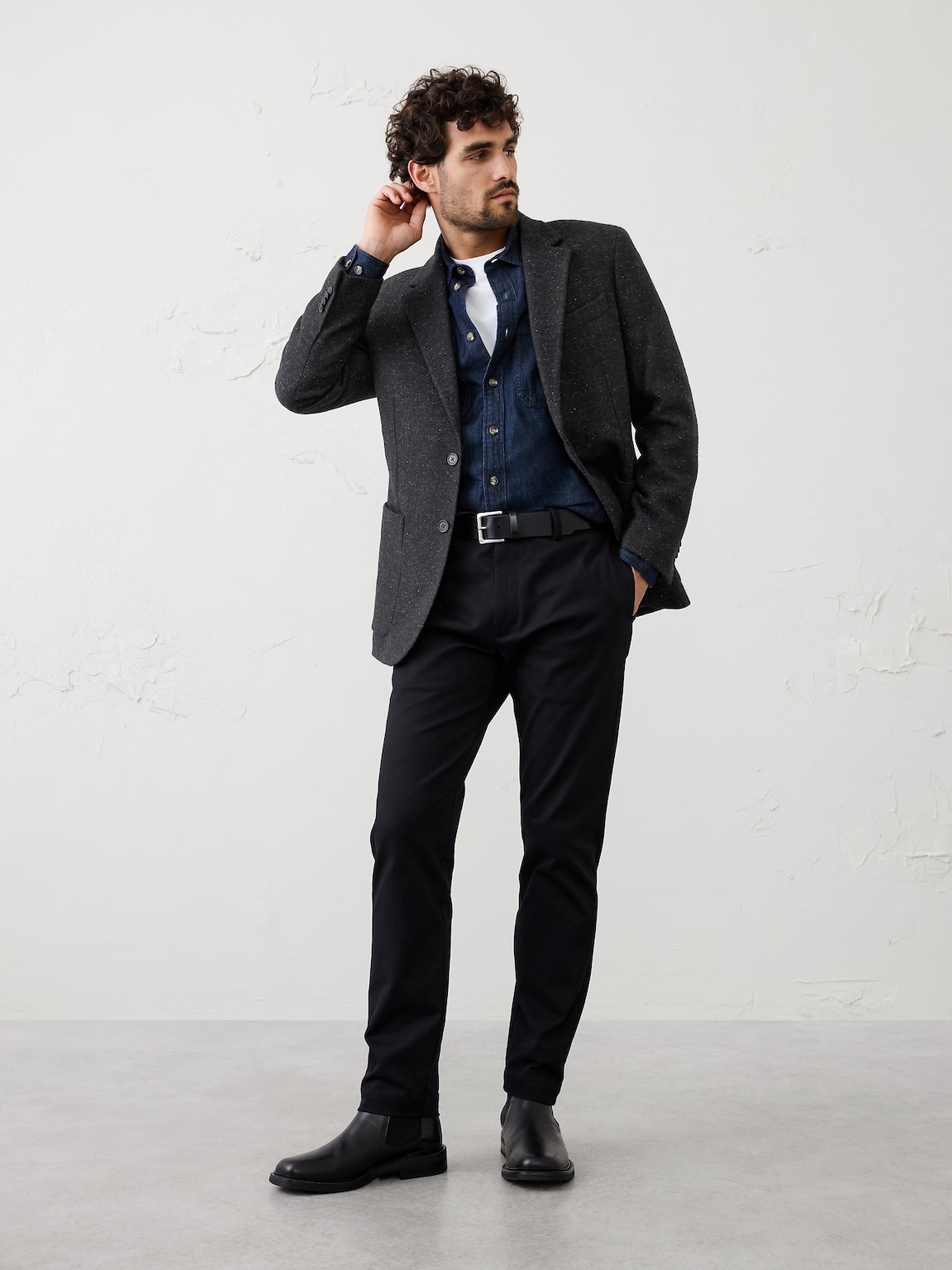 Tailored-Fit Donegal Jacket